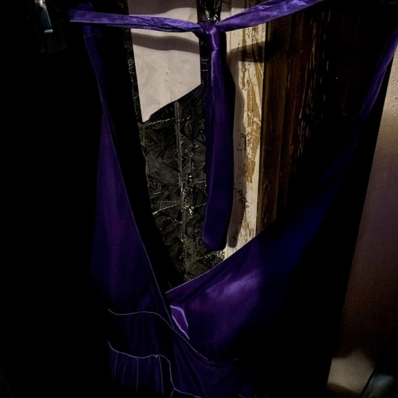 Purple satin 100%polyester dress size:s - Picture 2 of 4
